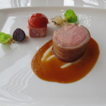 アジュール フォーティーファイブ - 今年もオテイザさんのキントア豚の皿に出会うことが出来ました。