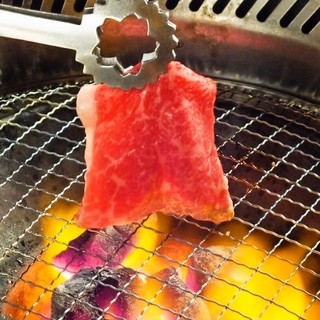 Sumibiyakiniku Goemon - 姫焼しゃぶは、さっと炙るだけでOK！