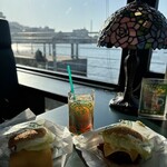 ラッキーピエロ - 