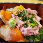 音羽鮨 - にぎり定食（ちらし部分）