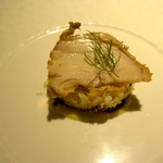 アミューズグール