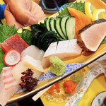博多の屋台横丁 喜水丸 - 刺身盛り合わせ