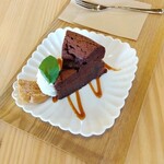 Cafe and Gallery 紡ぎ - ガトーショコラ　450円