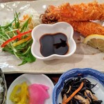 ぶんてん - エビフライ定食・税込1,380円