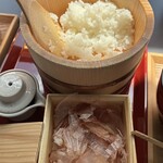 難波 ちょうつがひ - おひつご飯