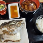 とれとれ市場 お惣菜や - 