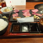 BAKURO - 和牛三昧セット