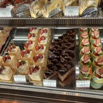 LE PINEAU うめきたグリーンプレイス店  - 