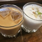 丸祇羅 - アイスチャイとカルダモンラッシー