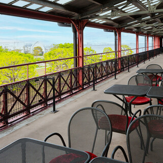 解放感あるテラス席