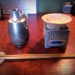 にほん酒や - 徳利と御猪口