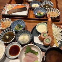 魚とおばんざい 泉士 - 