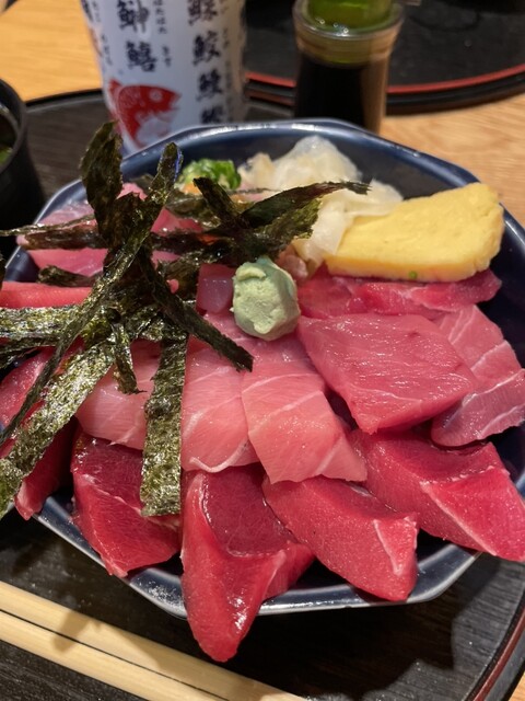 大阪市此花区:西九条／JR西九条駅の高架下で新鮮な海鮮丼ランチ『特製