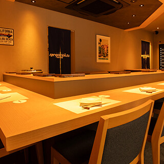 ポップアートで彩った上質な空間で過ごす、至福のひと時を