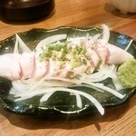 鳥の山家 - とりわさ(463円)