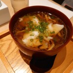 日本橋だし場　はなれ - ワンタンスープ