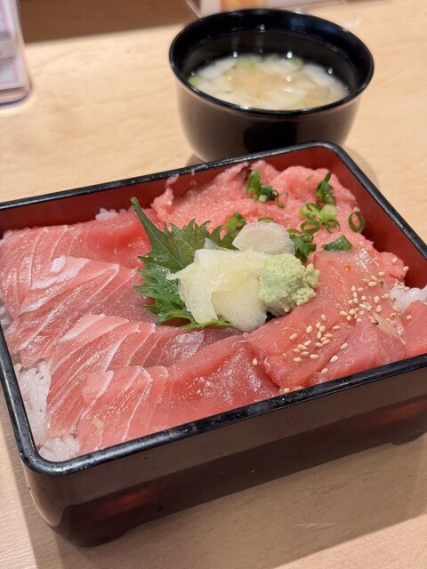 Sushi Tsukiji Nihonkai Ikegami Ten