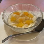 中国飯店 - 杏仁豆腐♥️1かいめ♥️