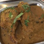 インド料理 パリワル - 骨付きチキンの旨み炸裂チキンコーサ