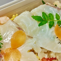 人丸花壇 - 鯛寿司弁当 2025.4