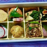 人丸花壇 - 鯛寿司弁当 2025.4