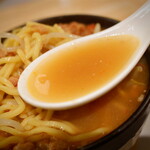 やんやん 焼き小籠包専門店 - 