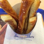 Auntie Anne's - スティックプレッツェル