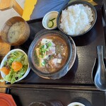 海沿いの キコリ食堂 - 牛すじ煮込み定食