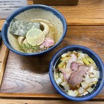 ヨコクラストアハウス - 