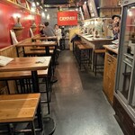 肉バルMoooh!! - 店内