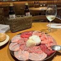 オービカ モッツァレラバー 横浜店 - 