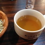 1ポンドのステーキハンバーグ タケル 日本橋オタロード店 - スープ