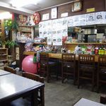 台湾料理　億龍 - 店内