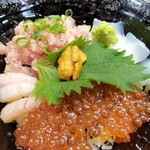 釣りよかでしょう。×ますよね 海鮮丼屋 - 