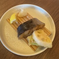 GINZA ONO Gratia -Smoke Dining- - 銀ダラの西京焼きと天ぷら