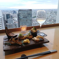 ダイナミックキッチン＆バー 響  西新宿野村ビル店 - 日本酒をグラスで
