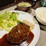 鉄板小町 - 『煮込みハンバーグ』1,350円