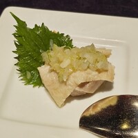 中国料理 龍鳳 - 蒸し鶏の葱ソース　1人前