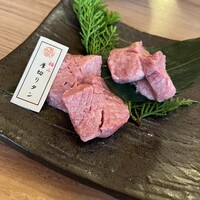 焼肉 しゃぶしゃぶ 石田屋。 北野坂店 - 
