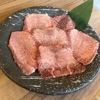 焼肉 しゃぶしゃぶ 石田屋。 北野坂店 - 