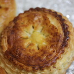 SUMOMO BAKERY - 料理写真:ミートパイ