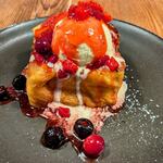 ABC canteen LUMINE池袋店 - 四種莓果與草莓丹麥法式吐司（咖啡時光套餐）