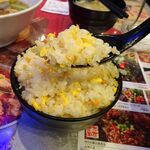 四川厨房 随苑 - 天津麺セット900円（ランチは、鶏唐揚げ３個、炒飯ほか食べ放題）