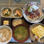 太陽と大地の食堂 - 