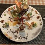 Piccolo Romana - バースデープレート　凄い技