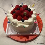 プチレストラン ブーケ・ド・フランス - 御祝にとサプライズのイチゴのケーキ