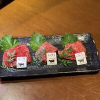 松阪牛炭火焼肉 東海亭 - 