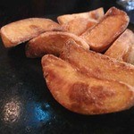 ラ・ボンヌターブル - キタアカリを使ったフライドポテト