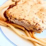 シャンティ - 適度な厚みが嬉しい"ポークソテー"。