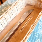 シャンティ - "爪楊枝"を添えてくれる心遣いも"和"です。